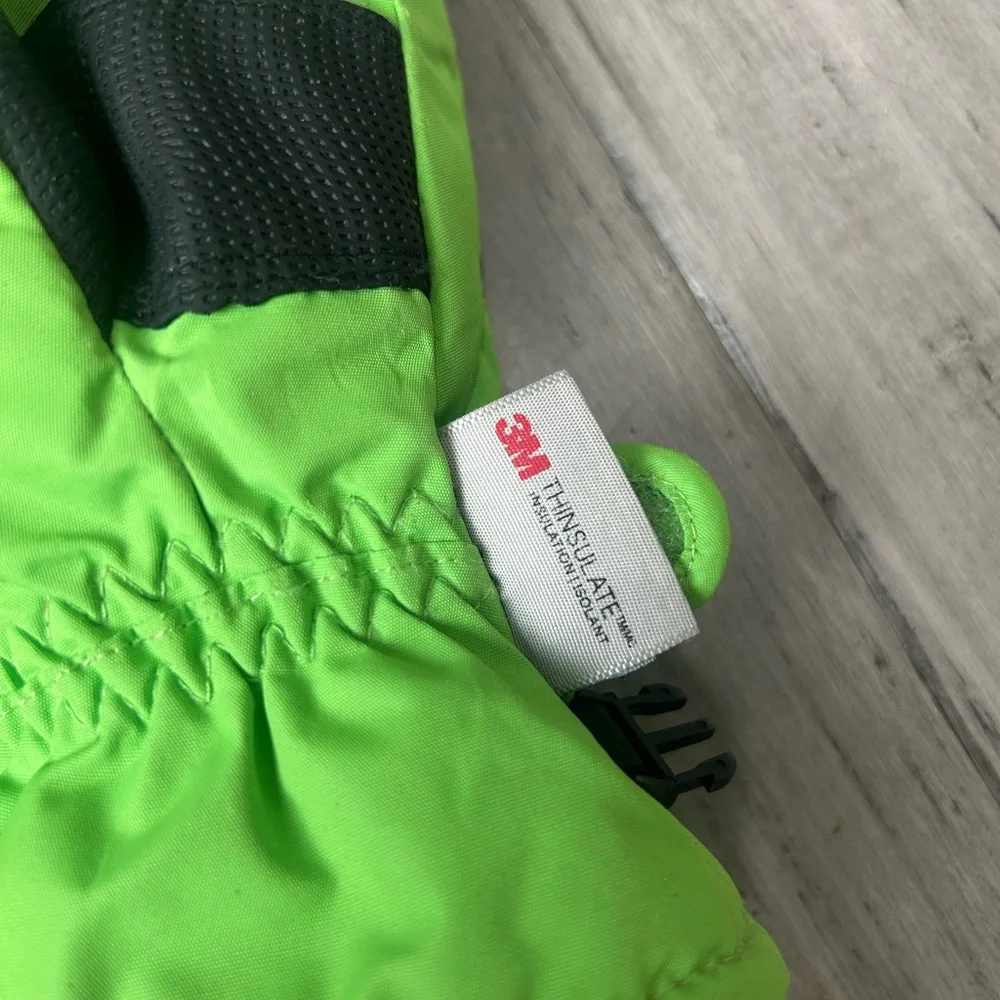 3M Thinsulate Bright Green Kids Mittens
